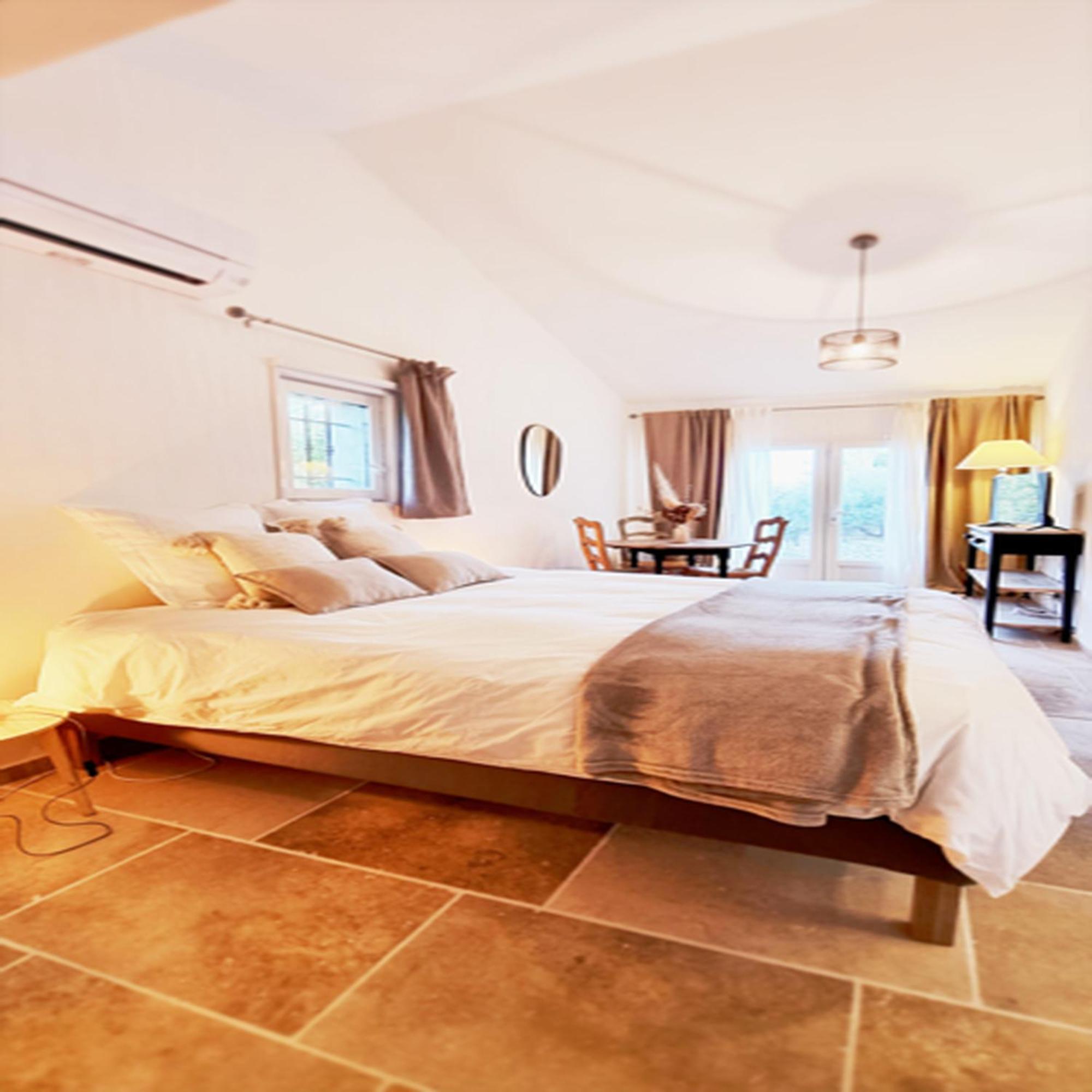 Villa Oasis En Provence Luberon Pierrevert Eksteriør billede