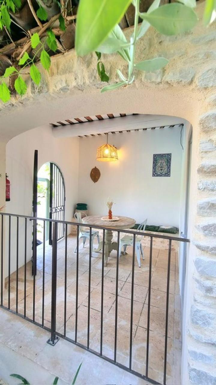 Villa Oasis En Provence Luberon Pierrevert Eksteriør billede